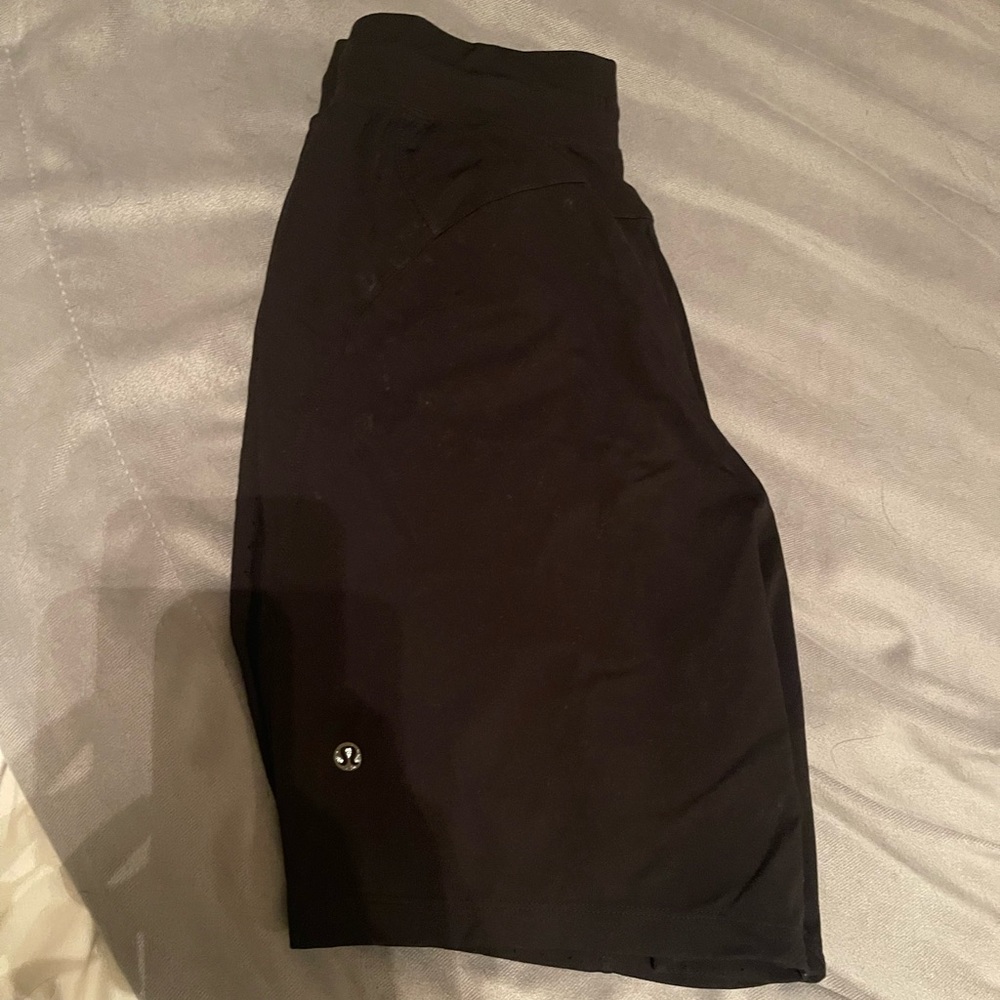 Men’s Lululemon shorts